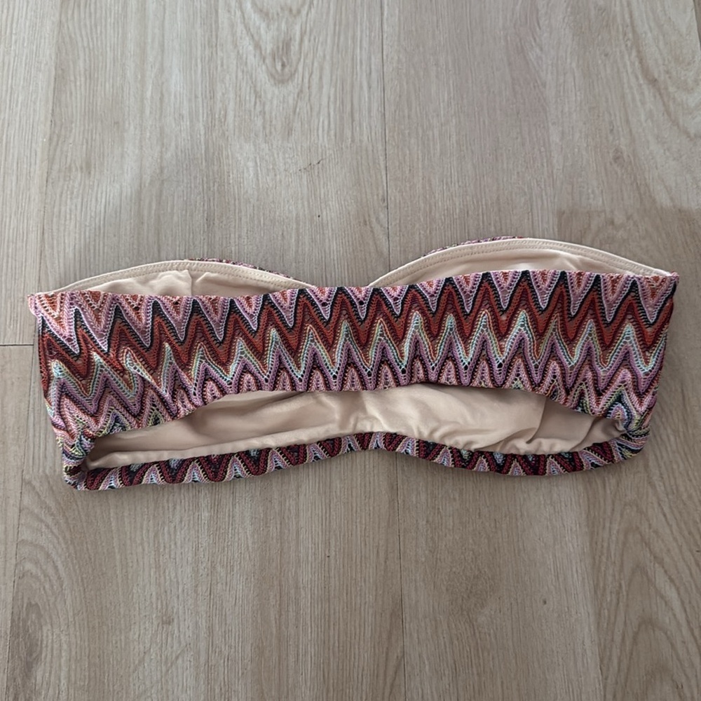 Top Secret Zigzag Patterned Bandeau Top - Picture 2 of 3